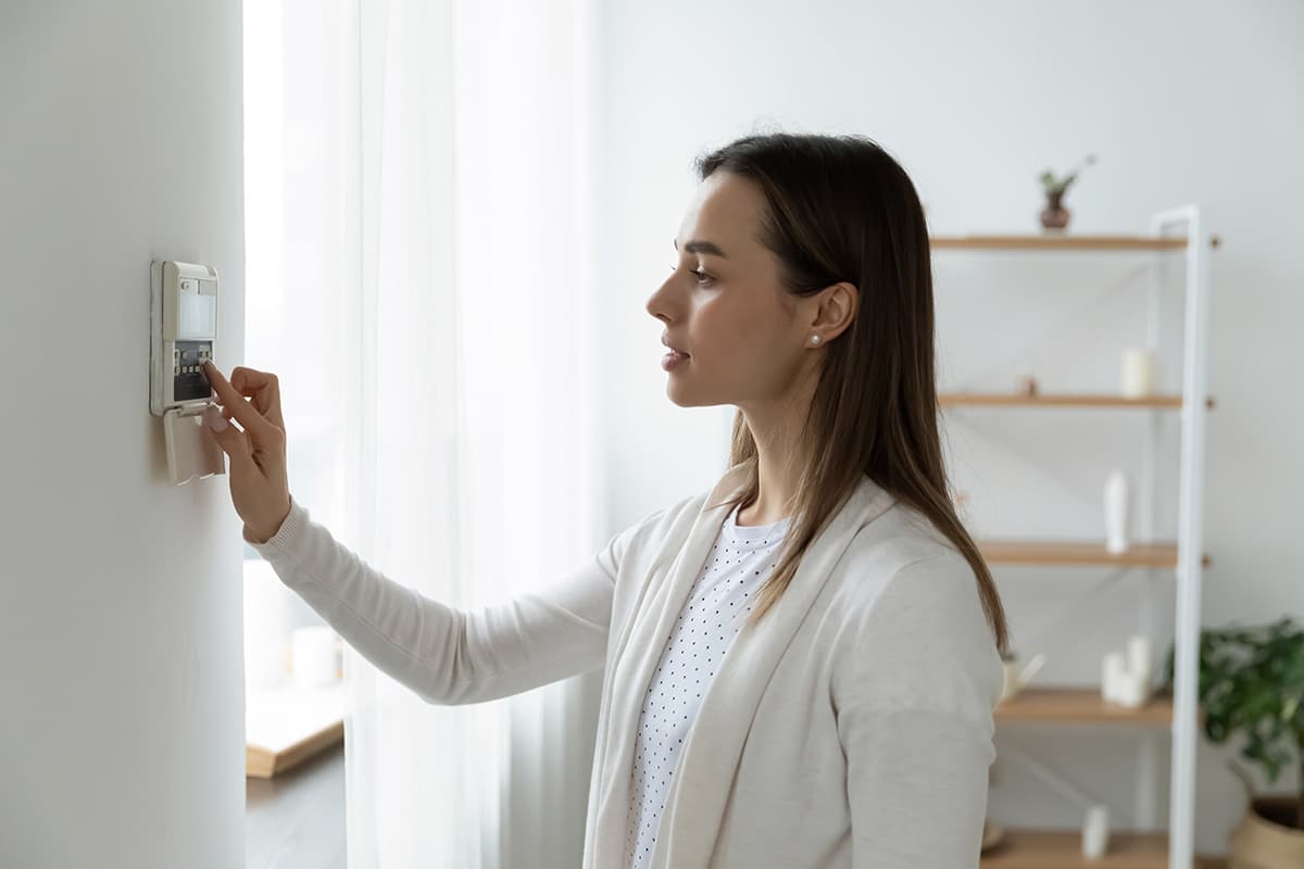 poner una alarma en casa